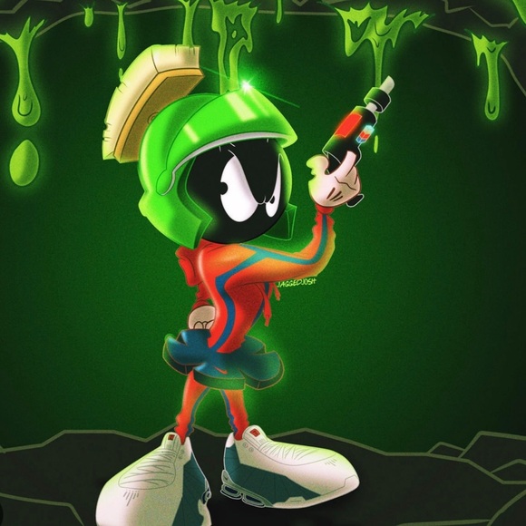 Marvin the Martian Graphic Tee, Part 1 - Picture 1 of 2